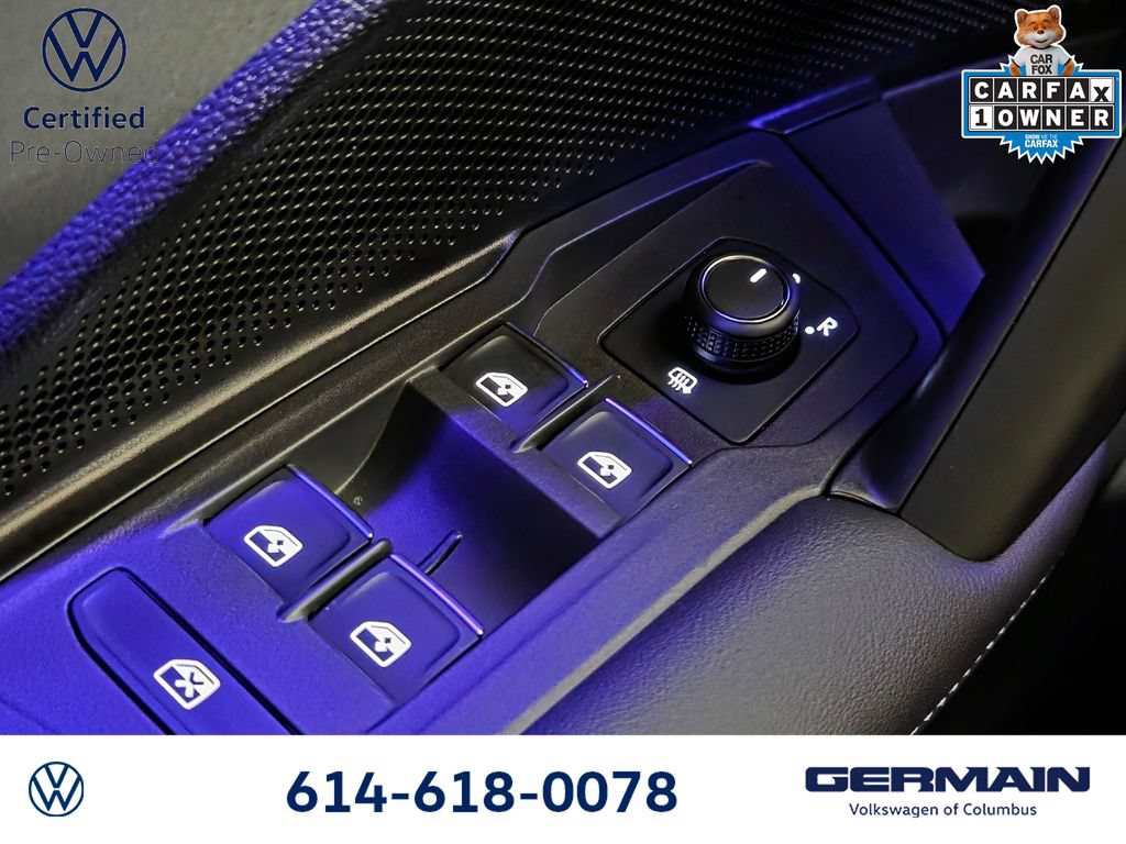 Certified 2025 Volkswagen Tiguan SE R-Line FWD image 25