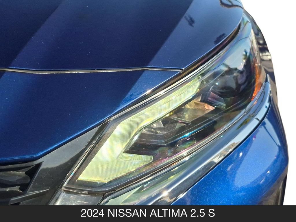 Certified 2024 Nissan Altima 2.5 S FWD image 10