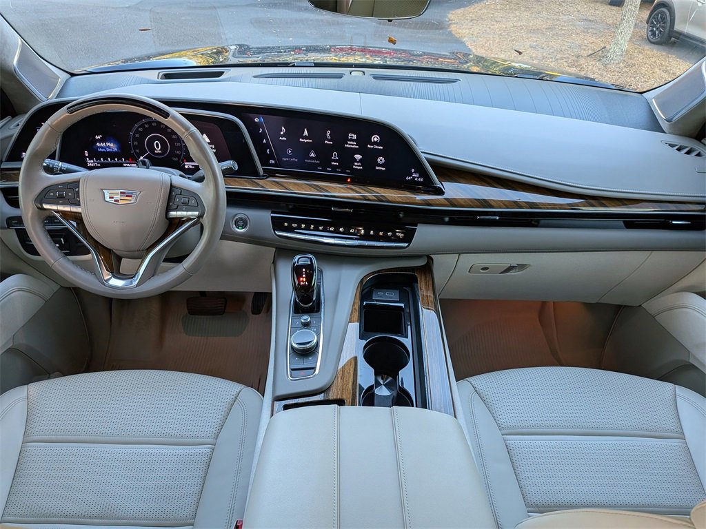 Certified 2024 Cadillac Escalade Sport Platinum w/ LPO, Floor Liner Package image 19