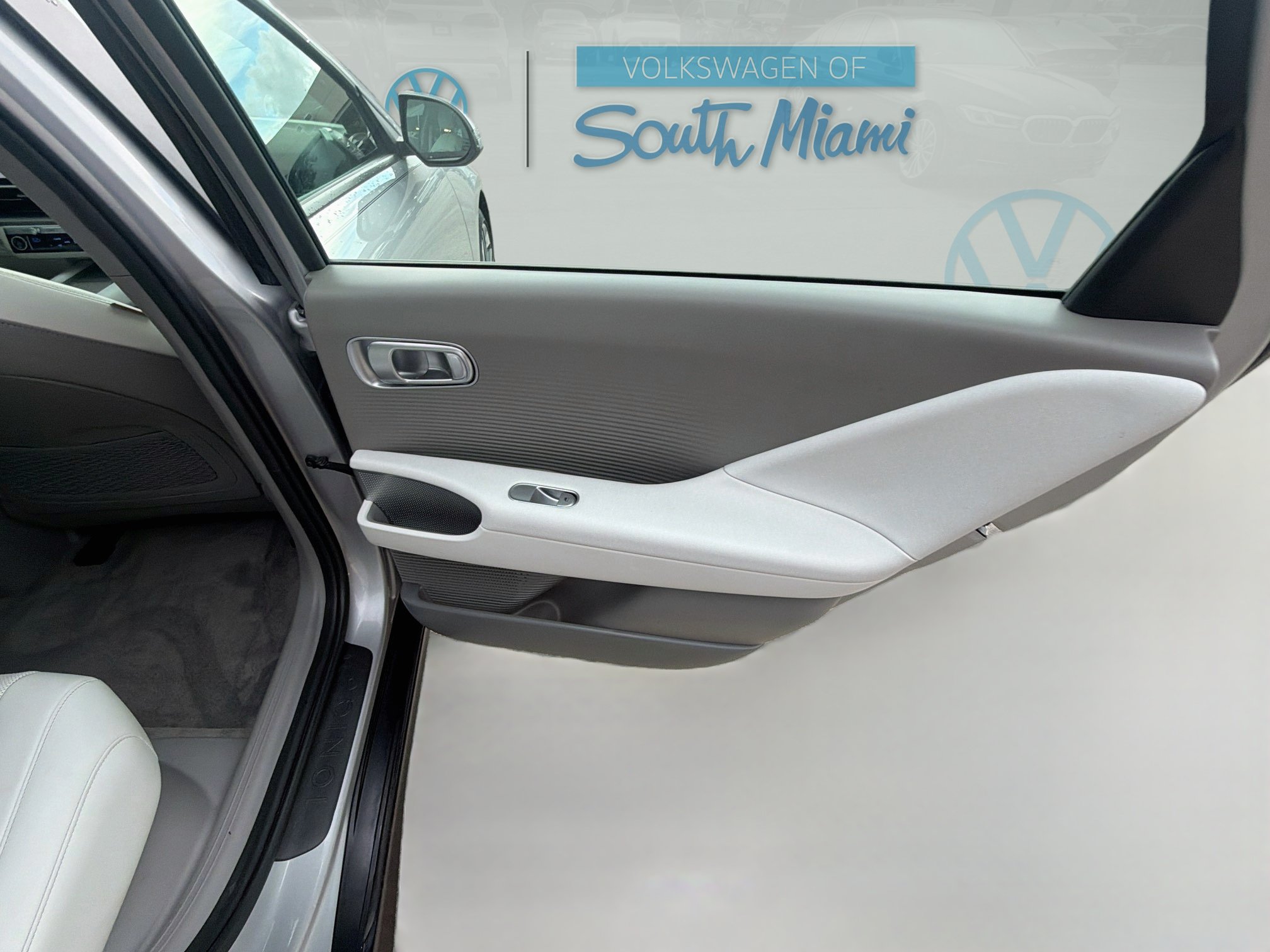 Used 2024 Hyundai Ioniq 6 SEL RWD image 31