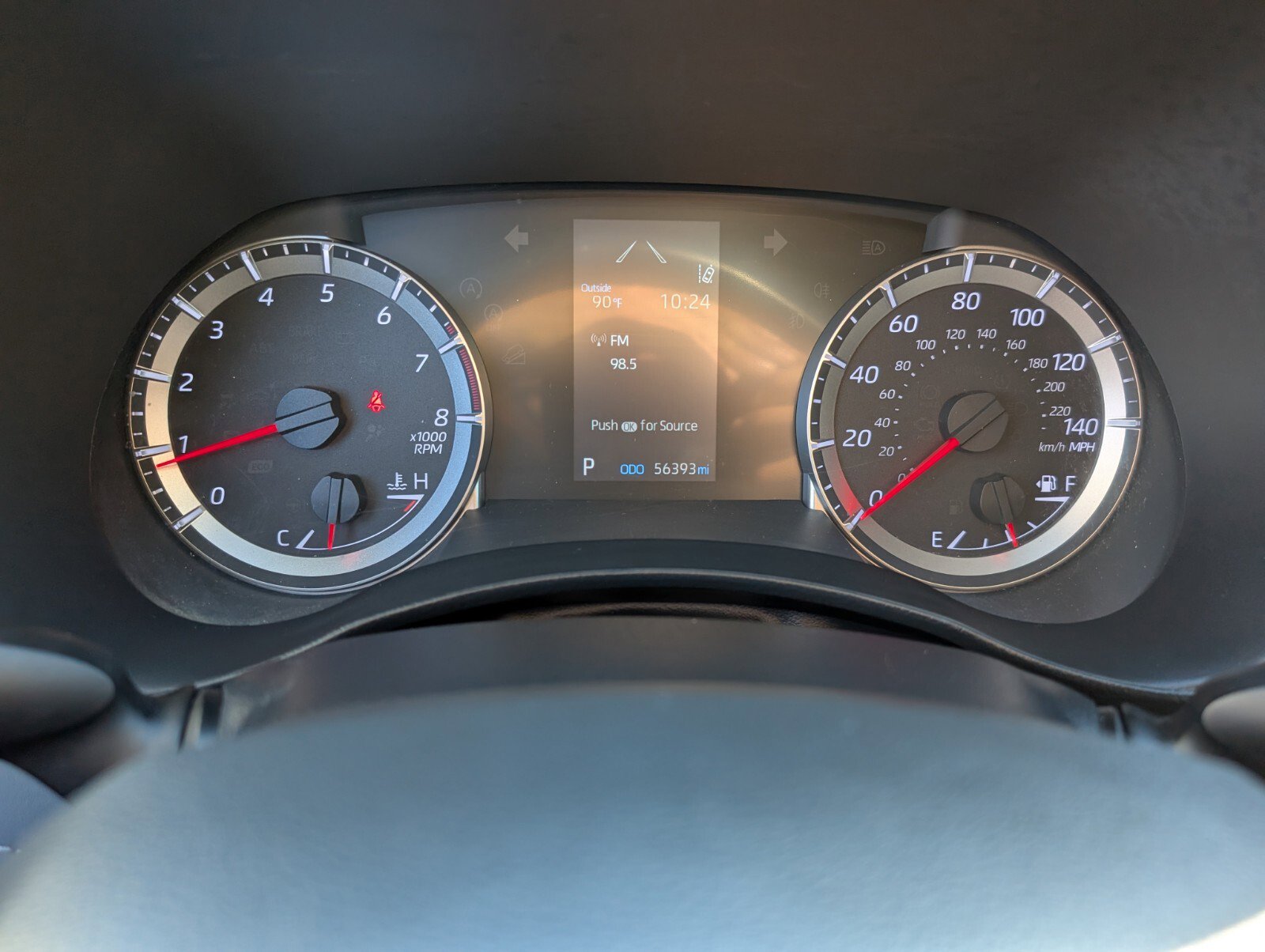 Used 2022 Toyota Highlander LE image 27