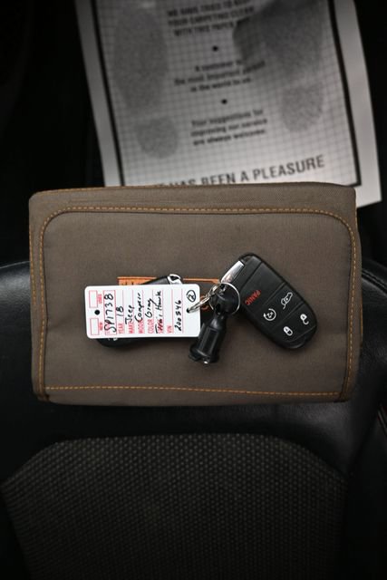 Used 2018 Jeep Compass Trailhawk w/ Navigation Group image 11