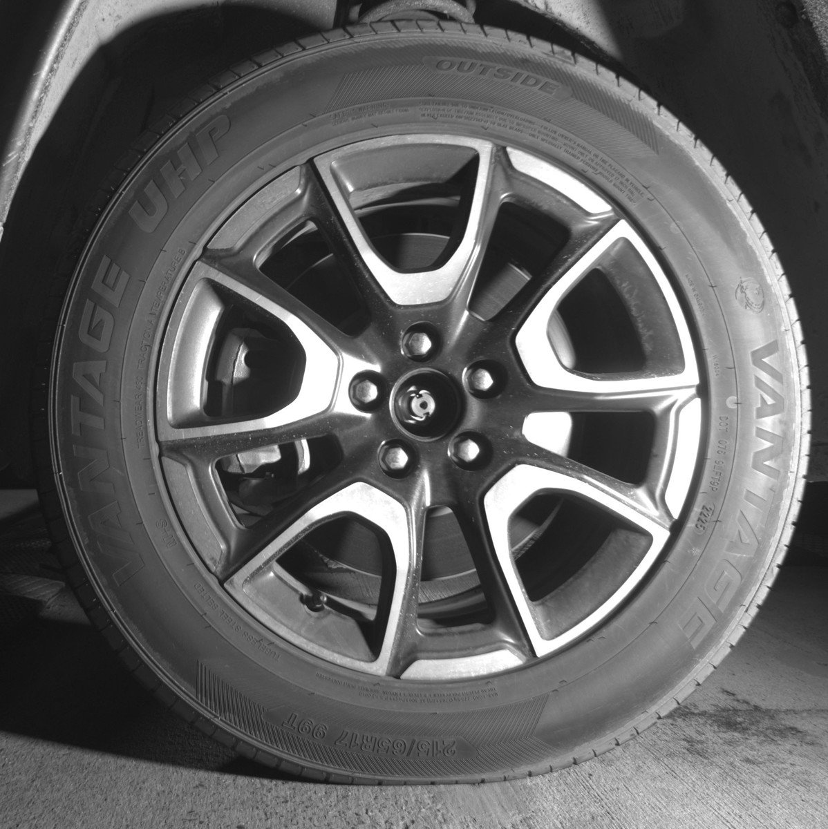 Used 2025 Jeep Compass Trailhawk image 12