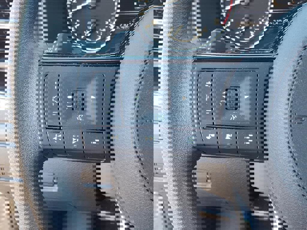 Used 2021 Nissan Rogue SV image 24