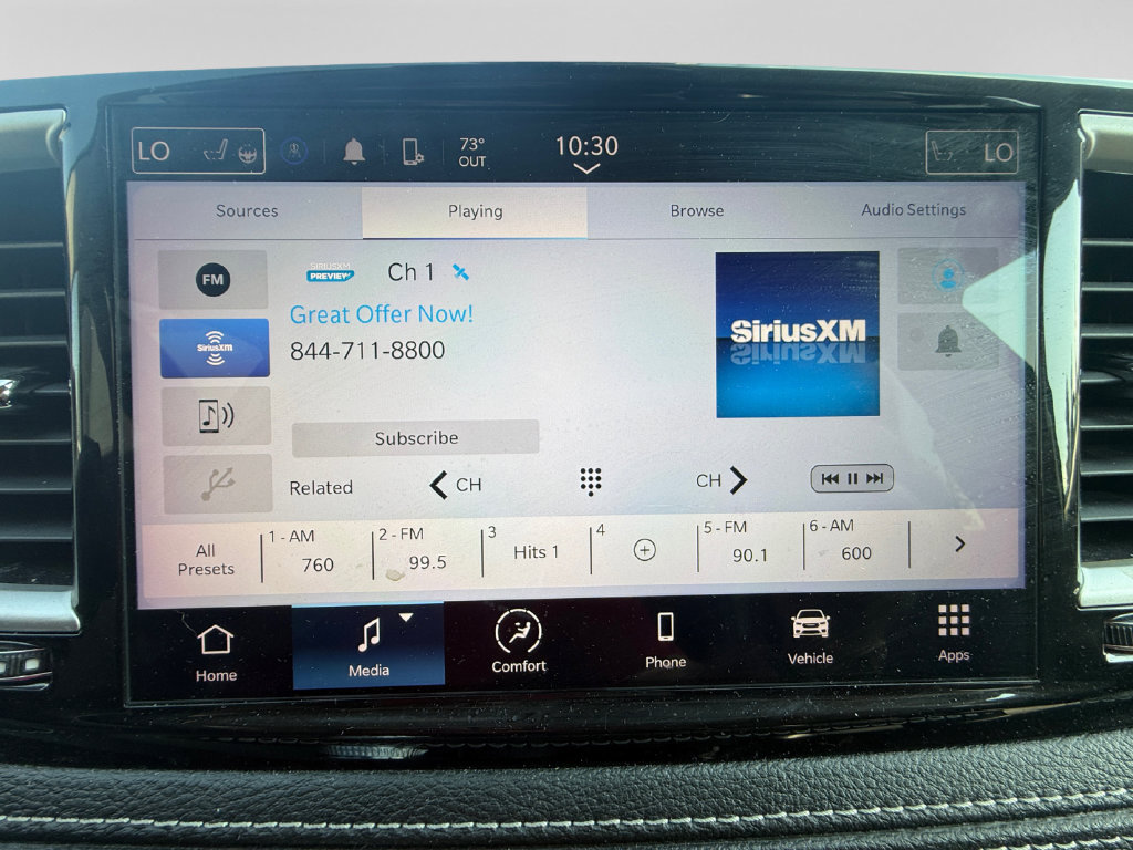 Used 2023 Chrysler Pacifica Touring-L FWD image 28
