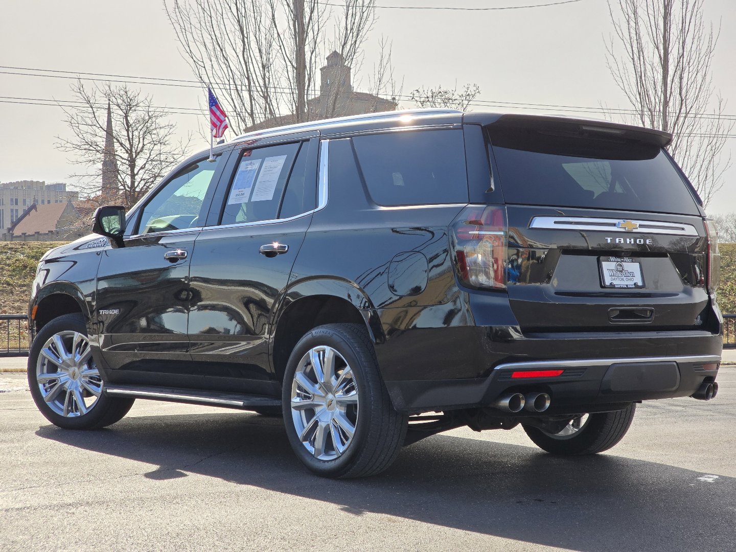 Used 2023 Chevrolet Tahoe High Country AWD/4WD image 32