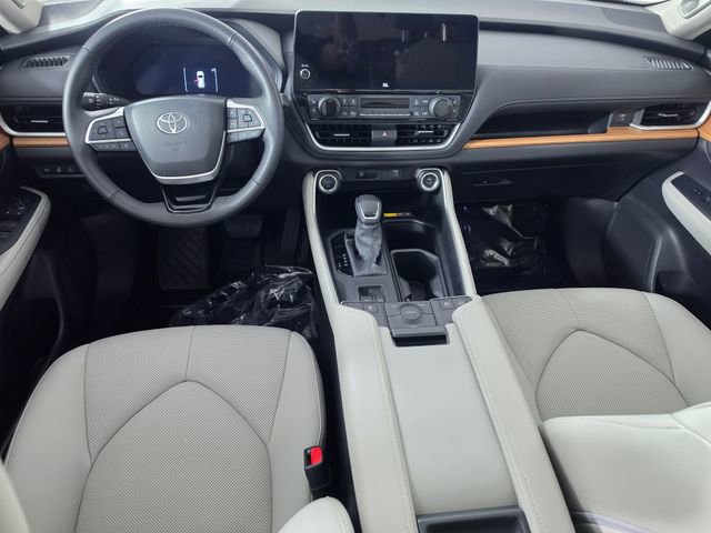 Used 2024 Toyota Grand Highlander AWD Hybrid image 20