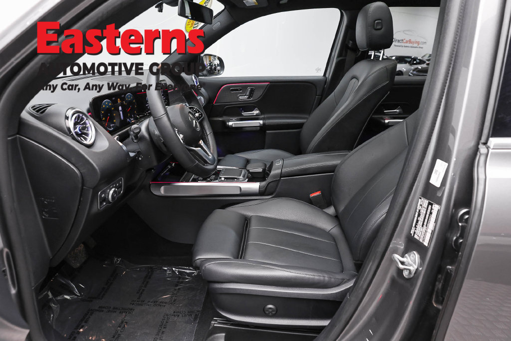 Used 2022 Mercedes-Benz GLB 250 4MATIC w/ Premium Package Lite image 16