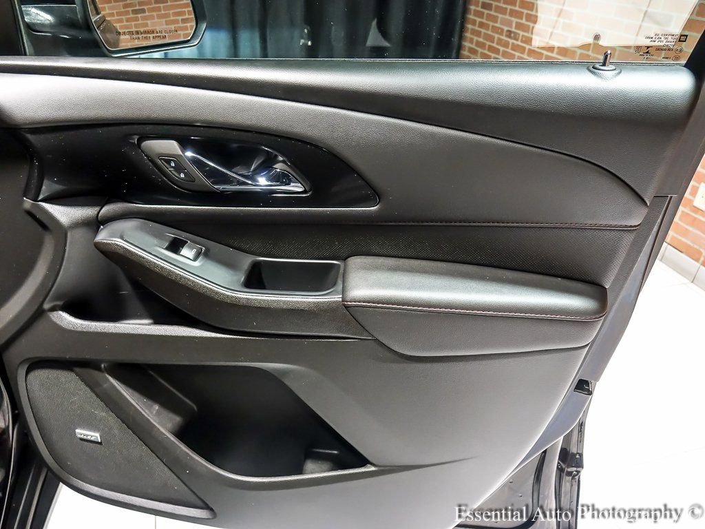 Certified 2023 Chevrolet Traverse RS image 38