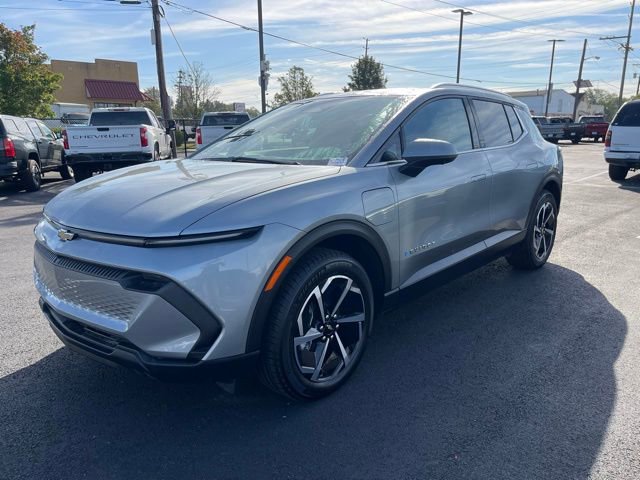 New 2026 Chevrolet Equinox EV LT AWD/4WD image 3