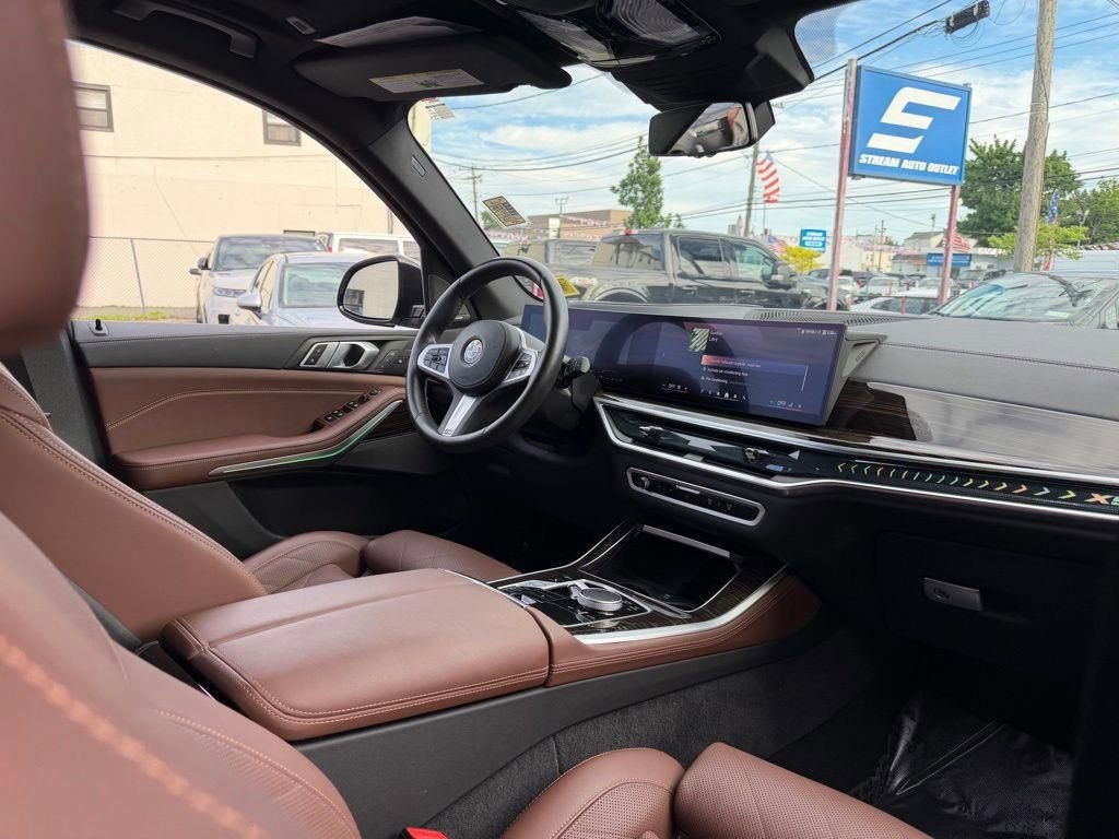 Used 2026 BMW X5 xDrive40i AWD/4WD image 17