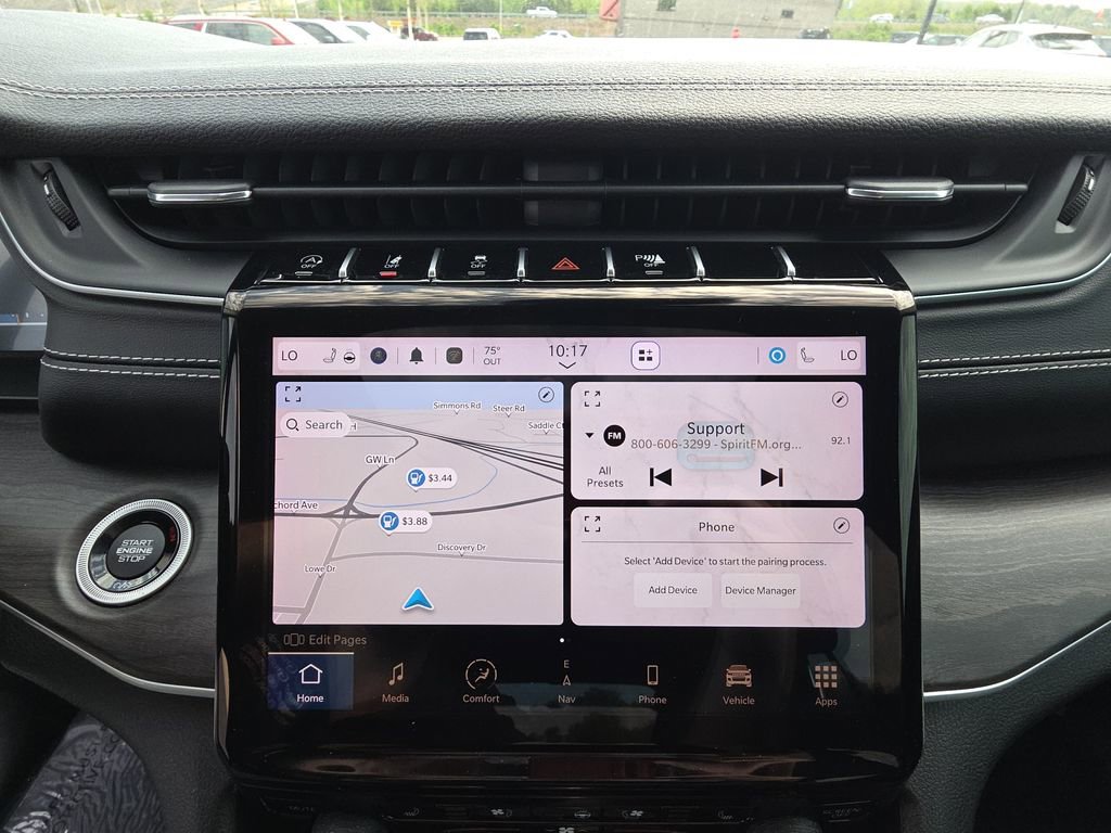 Used 2024 Jeep Grand Cherokee Limited w/ Luxury Tech Group II image 21