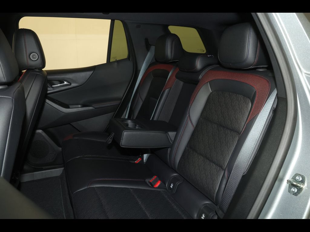 New 2026 Chevrolet Equinox RS FWD image 23