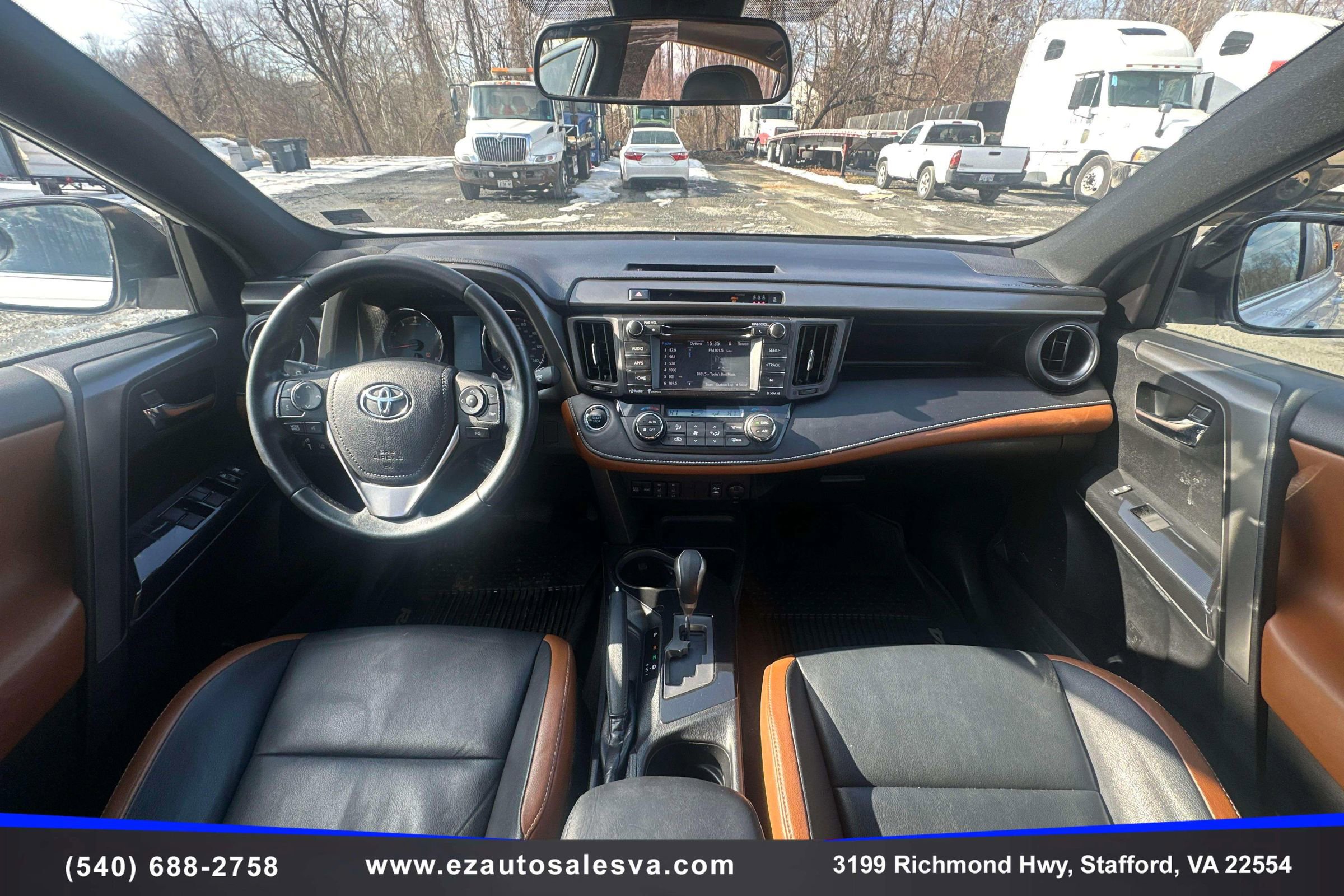 Used 2017 Toyota RAV4 SE image 23