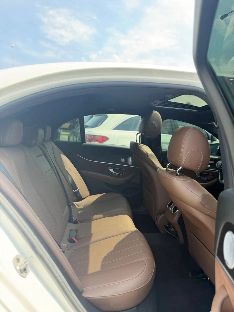 Used 2020 Mercedes-Benz E 350 4MATIC Sedan w/ Parking Assistance Package image 16