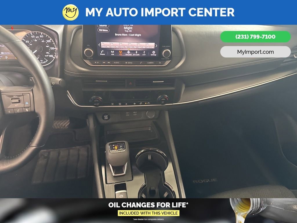 Used 2025 Nissan Rogue SV image 20