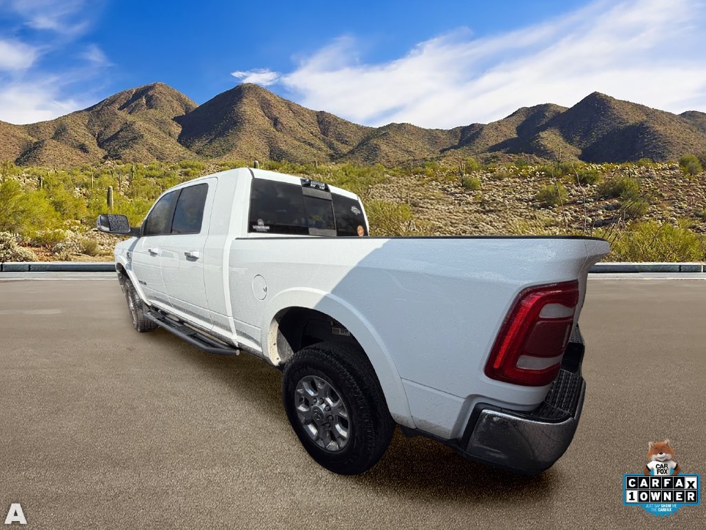 Used 2022 RAM 2500 Laramie AWD/4WD image 2