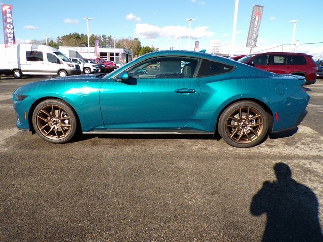 New 2026 Ford Mustang Coupe image 2