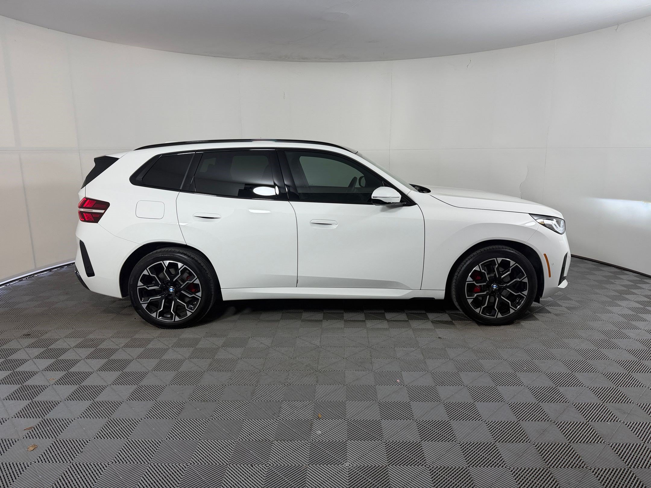 Used 2026 BMW X3 xDrive30i AWD/4WD image 8