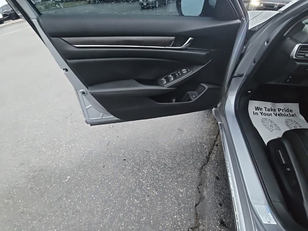 Certified 2021 Honda Accord EX image 12