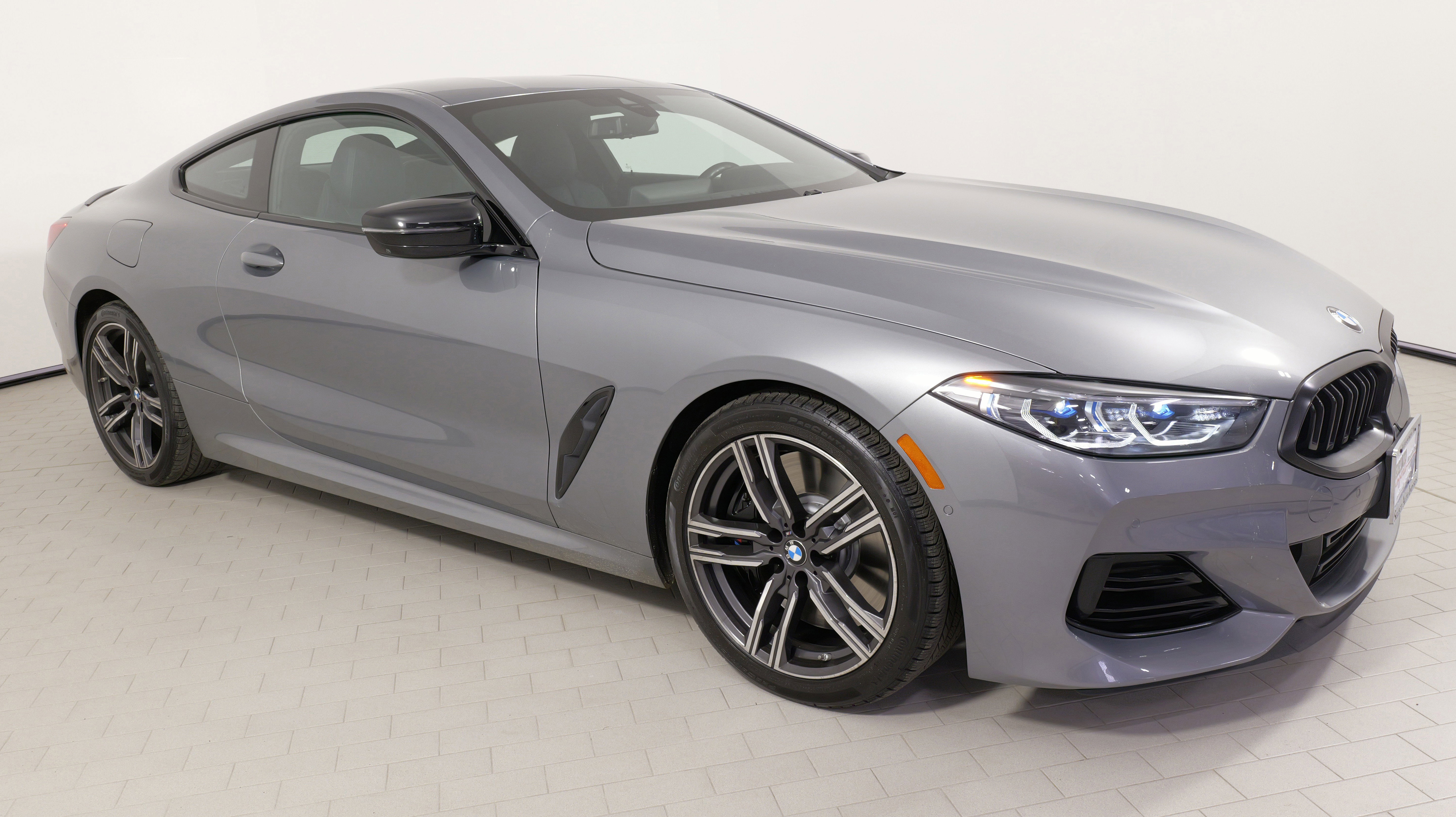 Used 2023 BMW M850i xDrive Coupe w/ Driving Assistance Package image 7