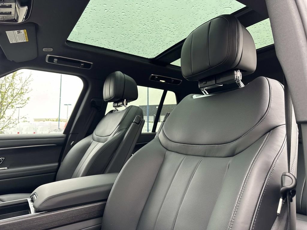 New 2026 Land Rover Range Rover SE AWD/4WD image 21