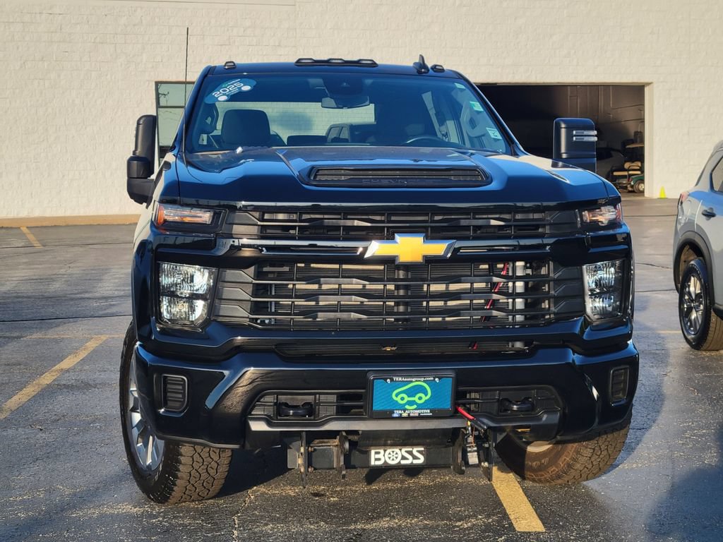 Certified 2025 Chevrolet Silverado 2500 Custom w/ Custom Convenience Package AWD/4WD image 4