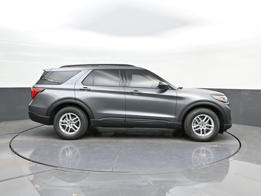 New 2026 Ford Explorer Active RWD image 24