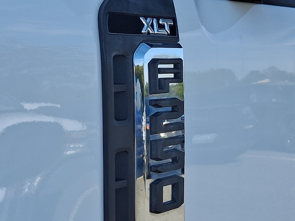 Used 2024 Ford F250 XLT w/ FX4 Off-Road Package AWD/4WD image 28