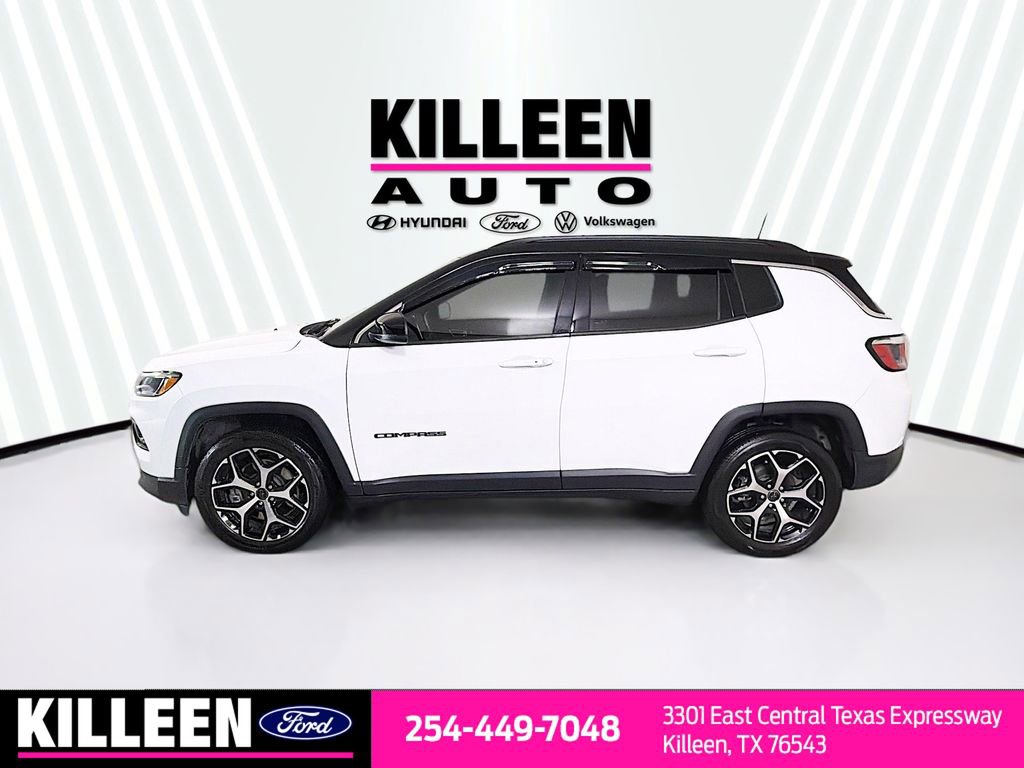 Used 2025 Jeep Compass Limited AWD/4WD image 4