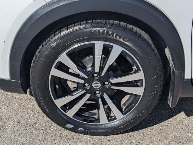 Used 2018 Nissan Kicks SV FWD image 22