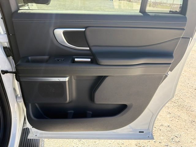 New 2026 Ford Expedition Max Platinum w/ Stealth Appearance Package AWD/4WD image 25