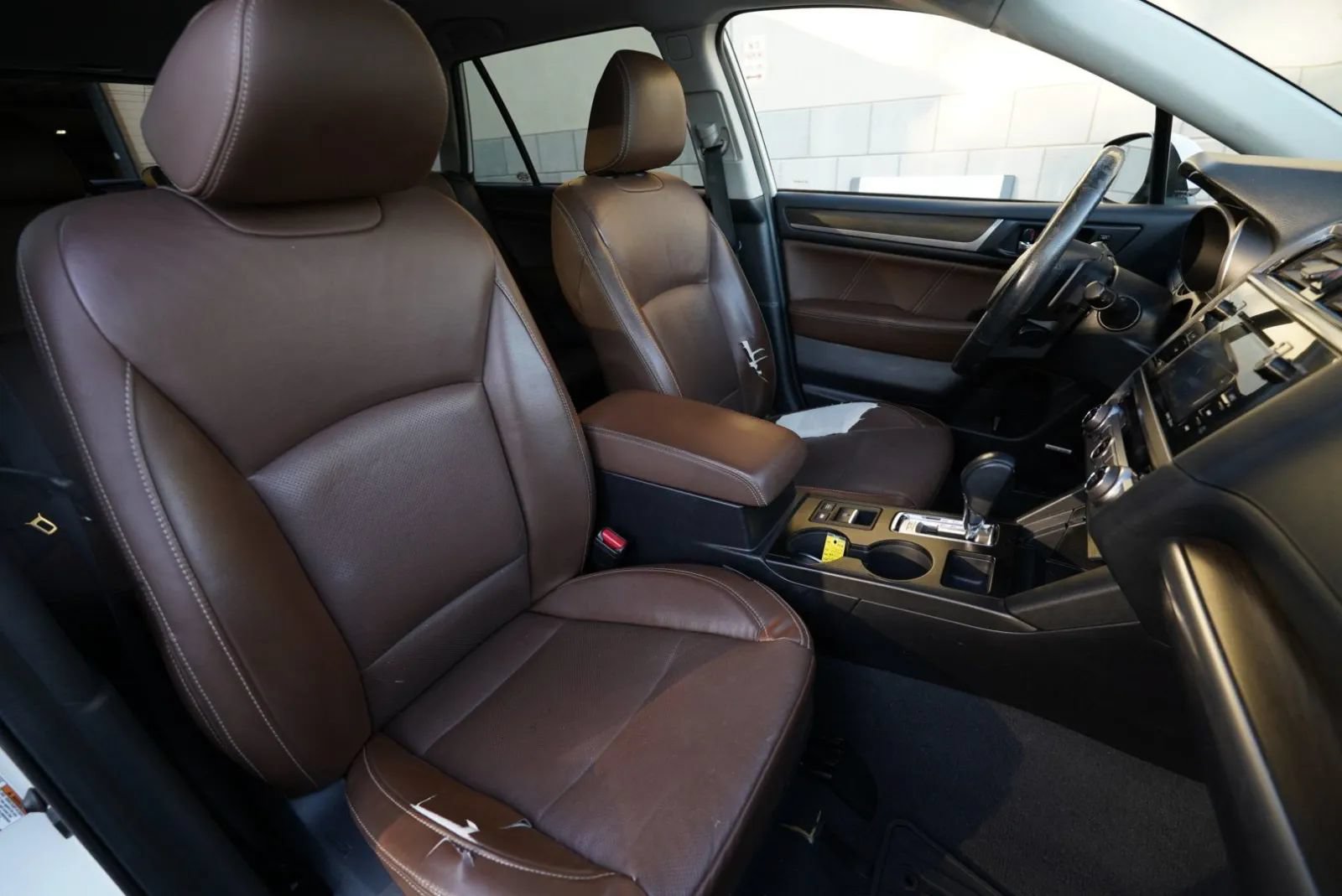 Used 2017 Subaru Outback 2.5i Touring AWD/4WD image 40