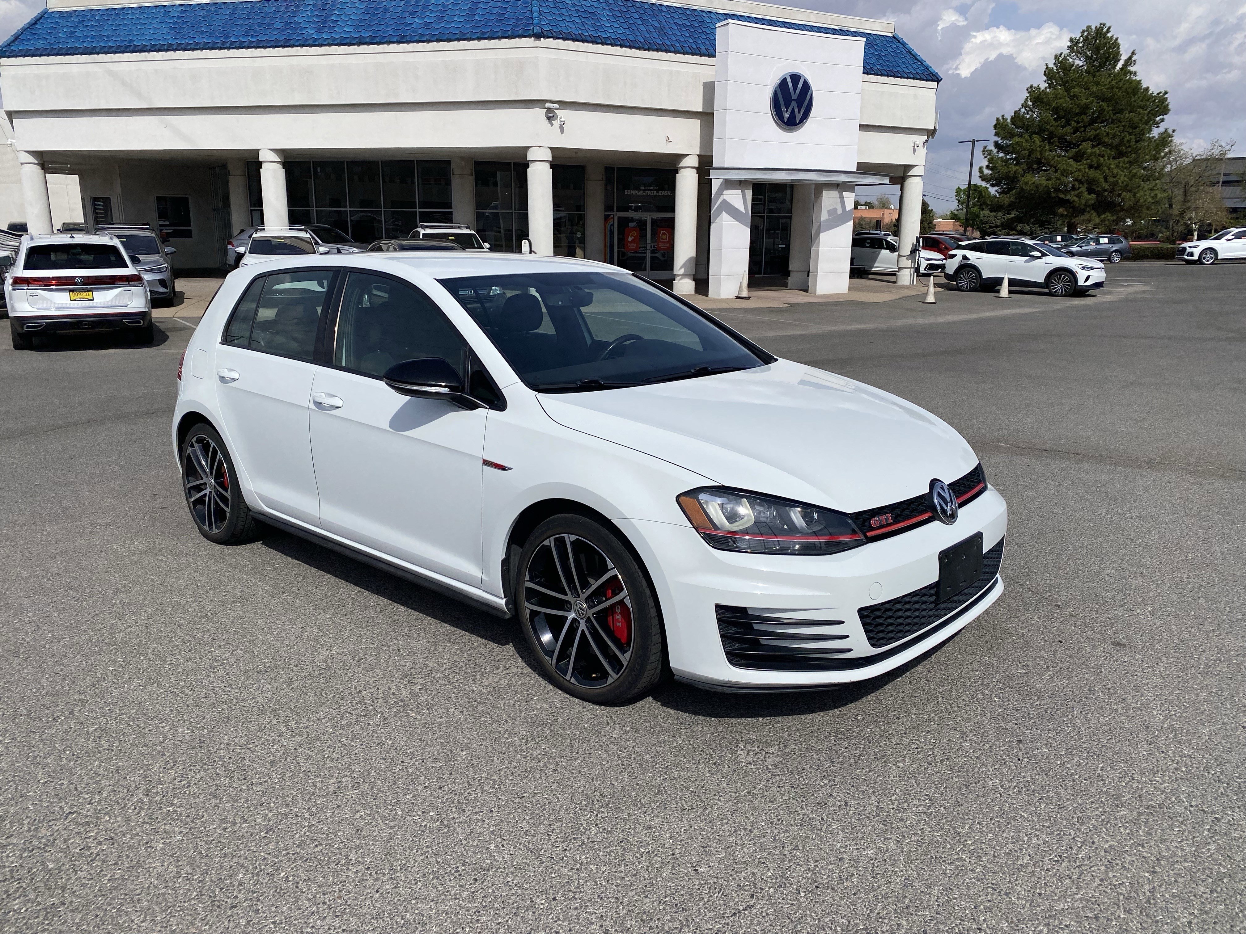 Used 2017 Volkswagen GTI Sport image 34