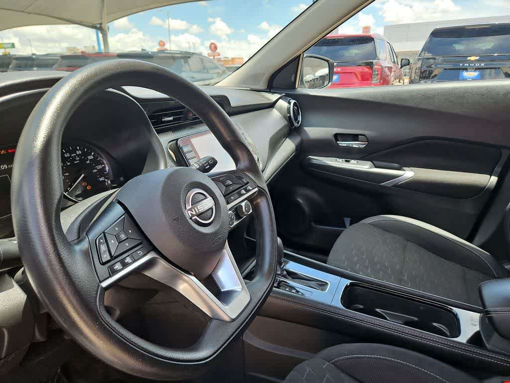 Used 2023 Nissan Kicks SV FWD image 10