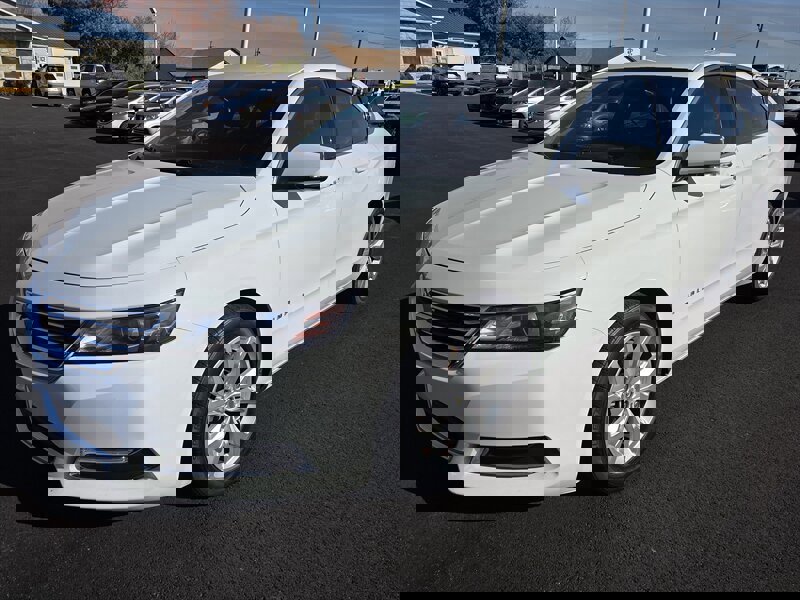 Used 2018 Chevrolet Impala LT image 7