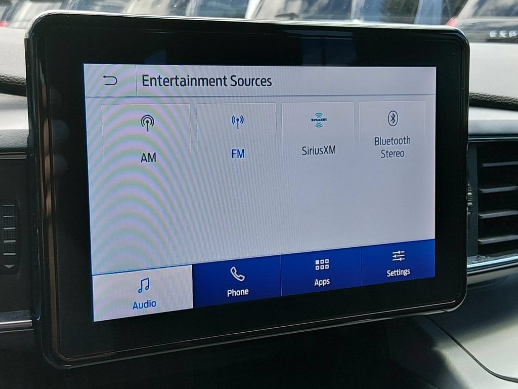 Used 2023 Ford Explorer XLT w/ Equipment Group 202A RWD image 18
