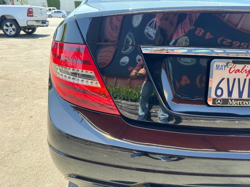 Used 2012 Mercedes-Benz C 250 Sedan image 13
