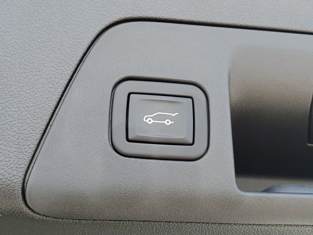 Used 2023 Buick Envision Preferred AWD/4WD image 29