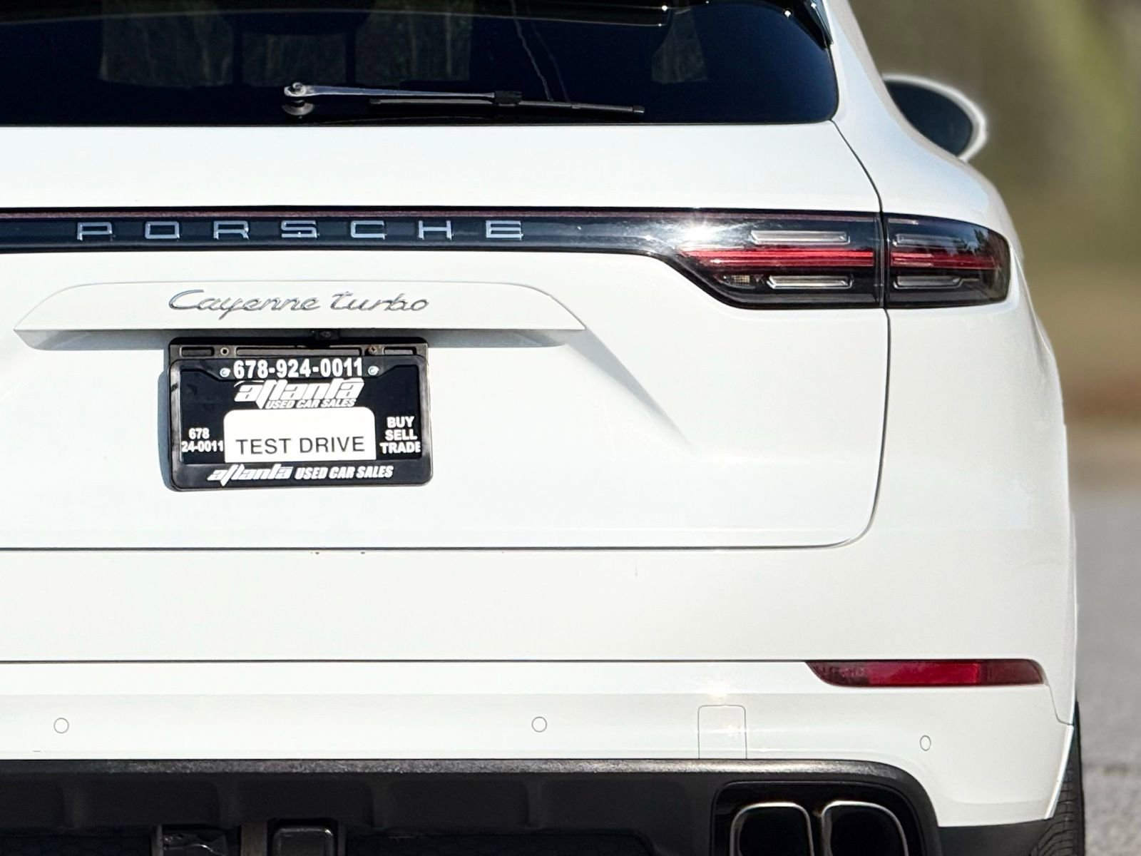 Used 2019 Porsche Cayenne Turbo image 16