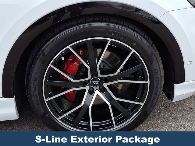 Used 2020 Audi Q8 Prestige w/ Prestige Package image 10