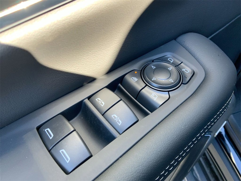 New 2026 GMC Yukon XL Elevation w/ LPO, Get Active Package image 22