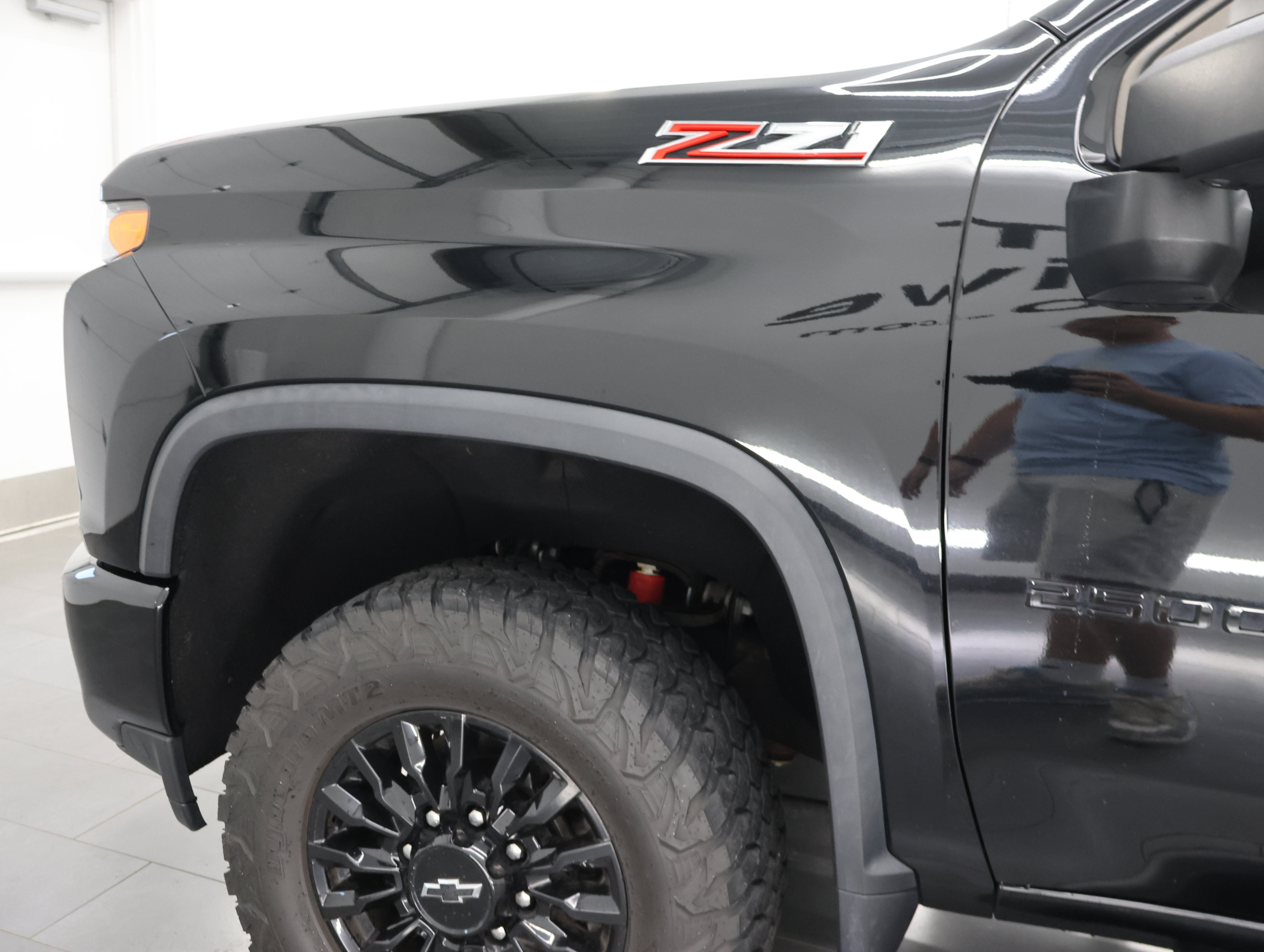 Used 2023 Chevrolet Silverado 2500 LTZ w/ LTZ Plus Package AWD/4WD image 36