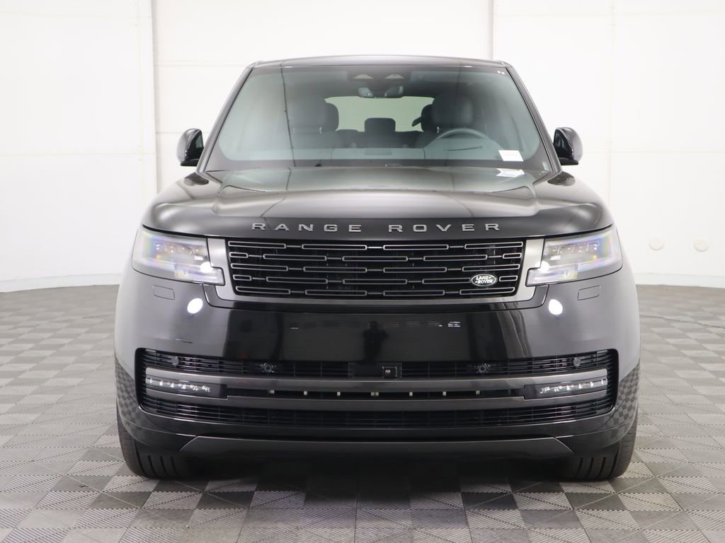 New 2026 Land Rover Range Rover SE image 2