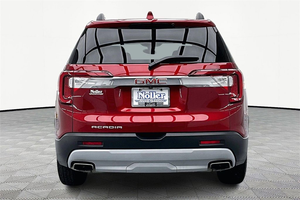 Used 2023 GMC Acadia SLE w/ Driver Convenience Package image 4