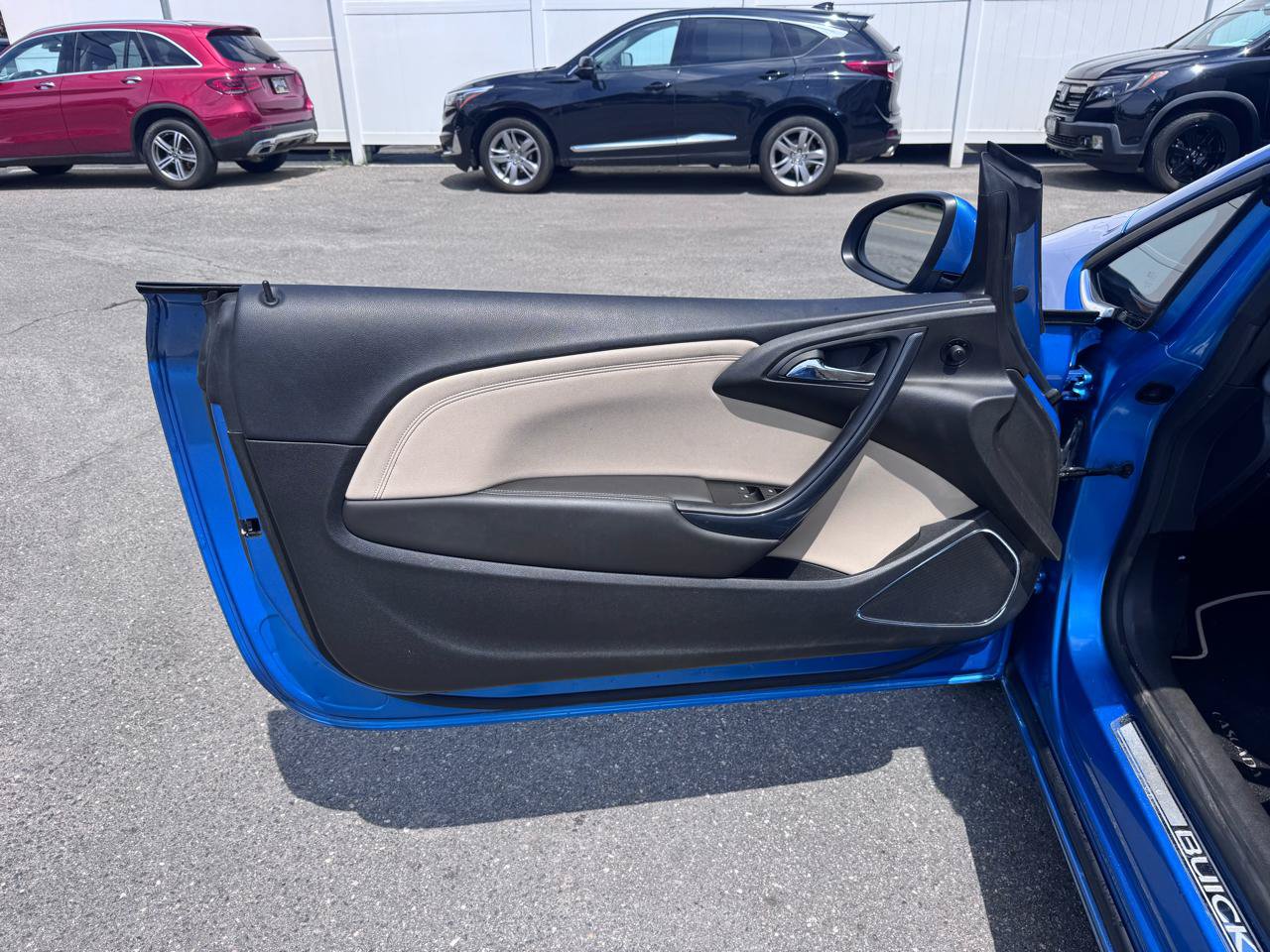 Used 2017 Buick Cascada Sport Touring FWD image 9