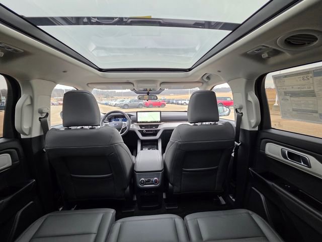 New 2026 Ford Explorer Active w/ Active Comfort Package image 45