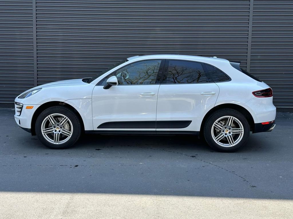 Used 2016 Porsche Macan S image 2