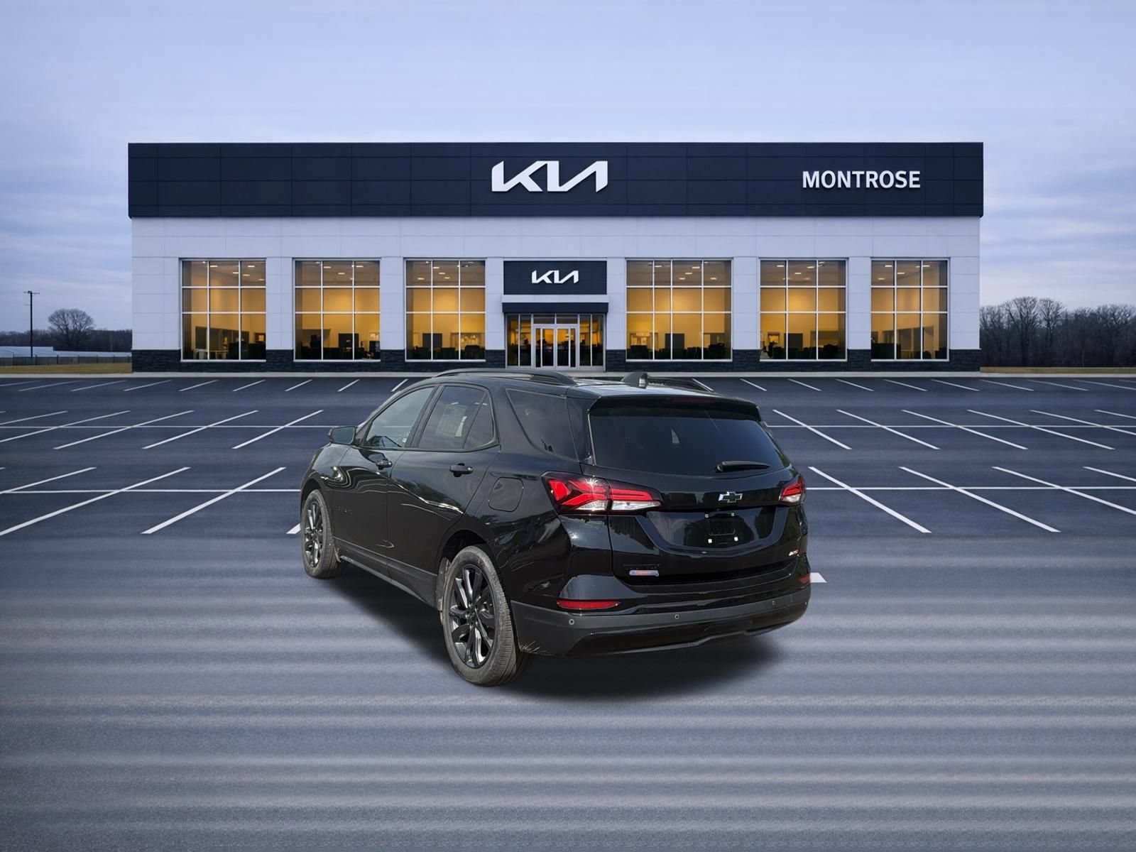 Used 2024 Chevrolet Equinox RS w/ RS Leather Package FWD image 8