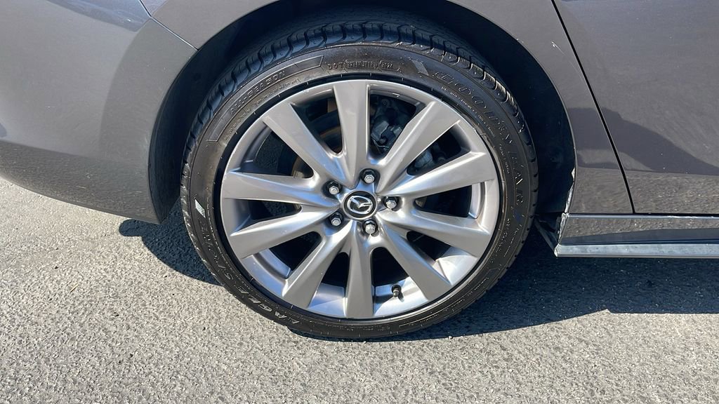 Used 2019 MAZDA MAZDA3 Sedan w/ Premium Package image 31